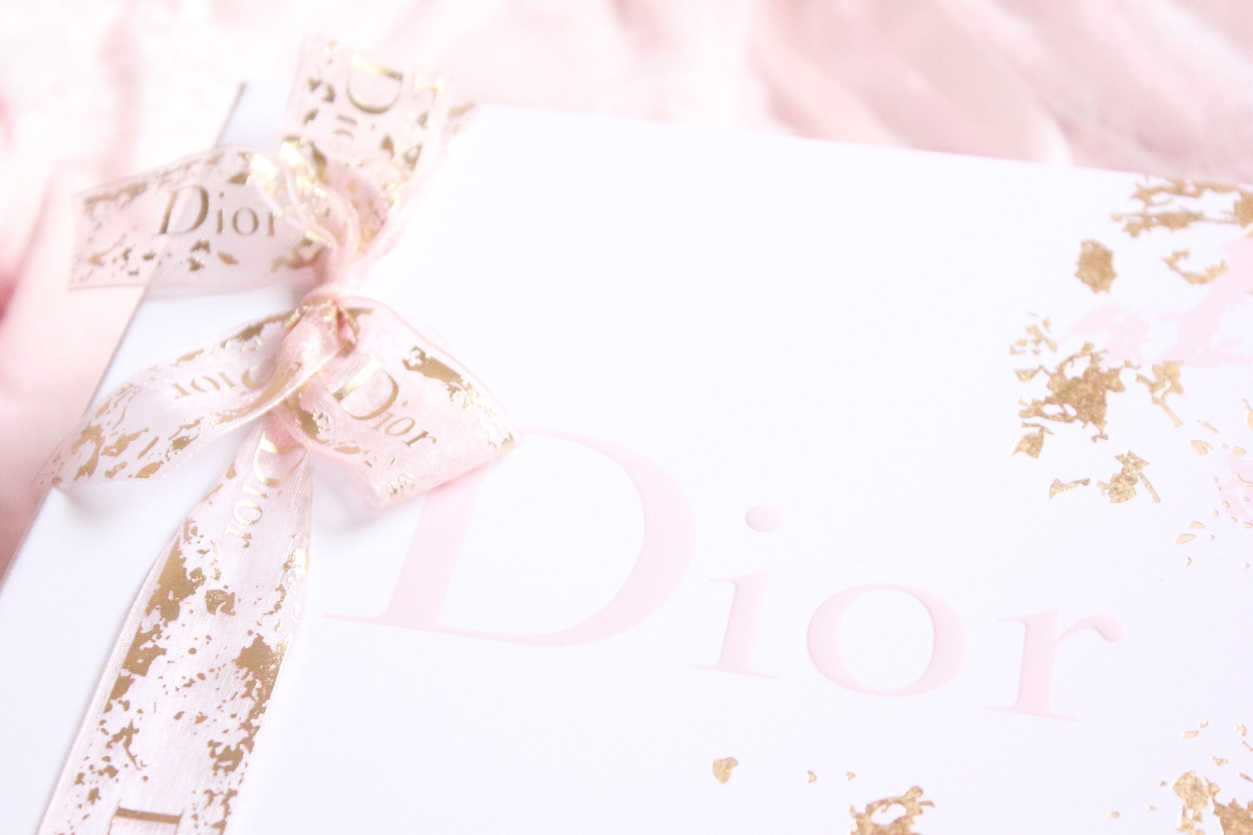 Dior Mother's Day Gift Wrapping Supplies